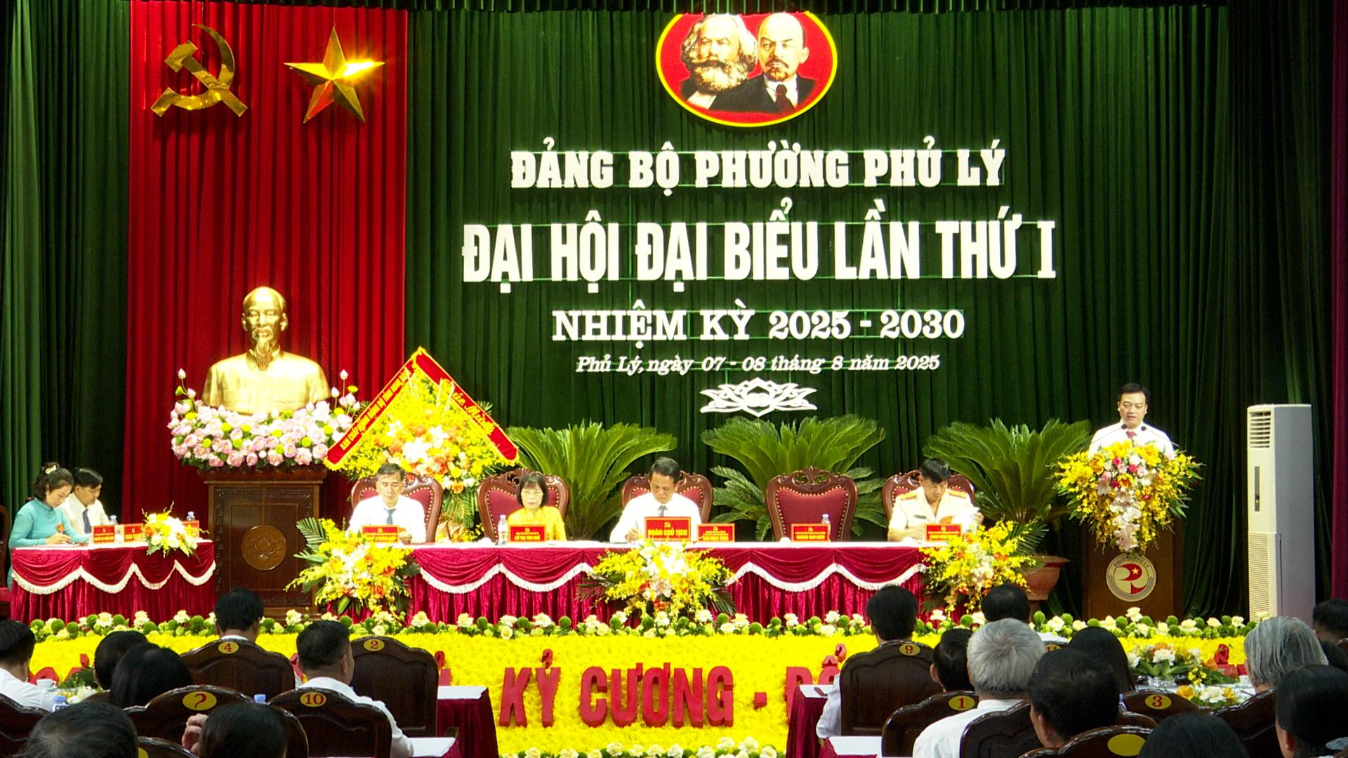 Phiên trù bị Đại hội đại biểu Đảng bộ phường Phủ Lý lần thứ I, nhiệm kỳ 2025-2030
